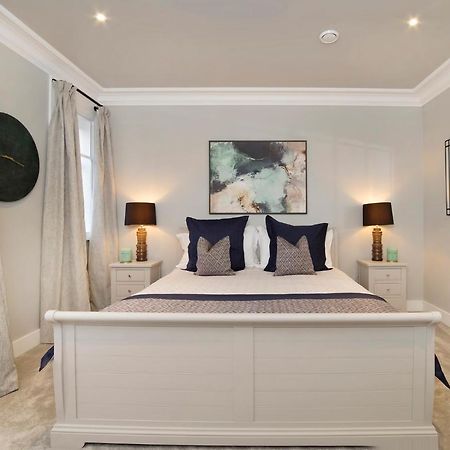 The Presidential Suite, With Free Parking! York Exterior photo